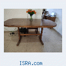 Продаю деревянный обеденный стол