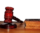 Суд отказал премьеру 
