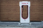 Tesla открыла бесплатные точки быстрой зарядки по всему Израилю