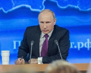 Путин вступился за Трампа 