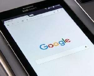 Google платит за сотрудников-израильтян 