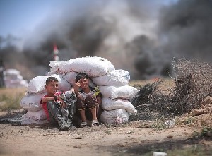 Террористы не пропускают гуманитарную помощь в северную часть Газы 