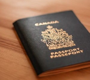 Канада призвала граждан немедленно покинуть Ливан 