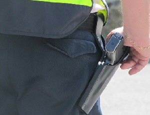 Пяти офицерам полиции предъявлены обвинения 