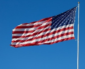 От властей США требуют действий 