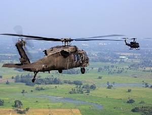 Израильский вертолет доставил помощь сирийским друзам