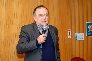 ИИ не заменит программистов - он изменит их роль