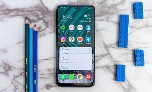 В Израиле запретят смартфоны в начальной школе: детям возвращают детство В Израиле запретят смартфоны в начальной школе: детям возвращают детство