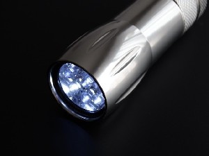 Израильские ученые нашли способ светить на Альцгеймера Израильские ученые нашли способ светить на Альцгеймера