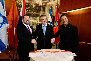 Ришон ле-Цион и столица Парагвая Асунсьон подписали соглашение о побратимстве Ришон ле-Цион и столица Парагвая Асунсьон подписали соглашение о побратимстве