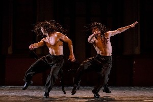 Aргентинская труппа Los Potros Malambo привозит в Израиль спектакль Freedom