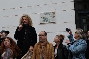 Театру Гешер 35 лет:  гордимся прошлым, шагаем в будущее