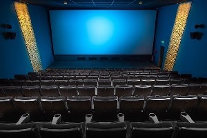 Директор Берлинале останется на посту, но подпишет кодекс против антисемитизма