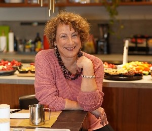 Ирена Лещински и LAROM: ретрит у моря как пространство возвращения к себе