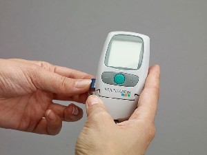 Холестерин под контроль раньше: новые рекомендации кардиологов