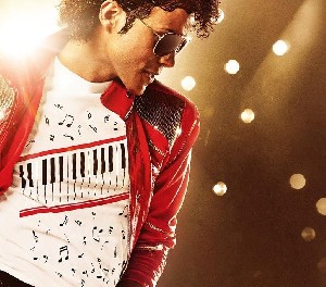 Блокбастер Майкл на русском языке уже в кинотеатрах Хот Синема и Мувиленд!