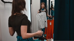 Воспользовались примерочной? Дайте на чай!