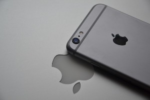 Victory начала ценовую войну: сеть резко снизила цены на iPhone 17 Victory начала ценовую войну: сеть резко снизила цены на iPhone 17